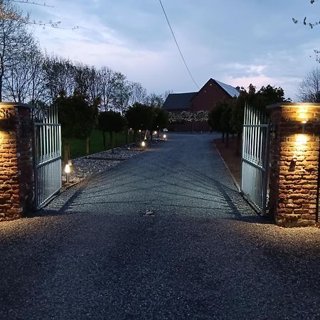 La Chambre Des Daines บินช์ ภายนอก รูปภาพ